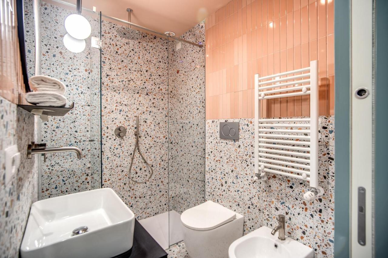 Sheva Boutique Hotel Milan Exterior photo
